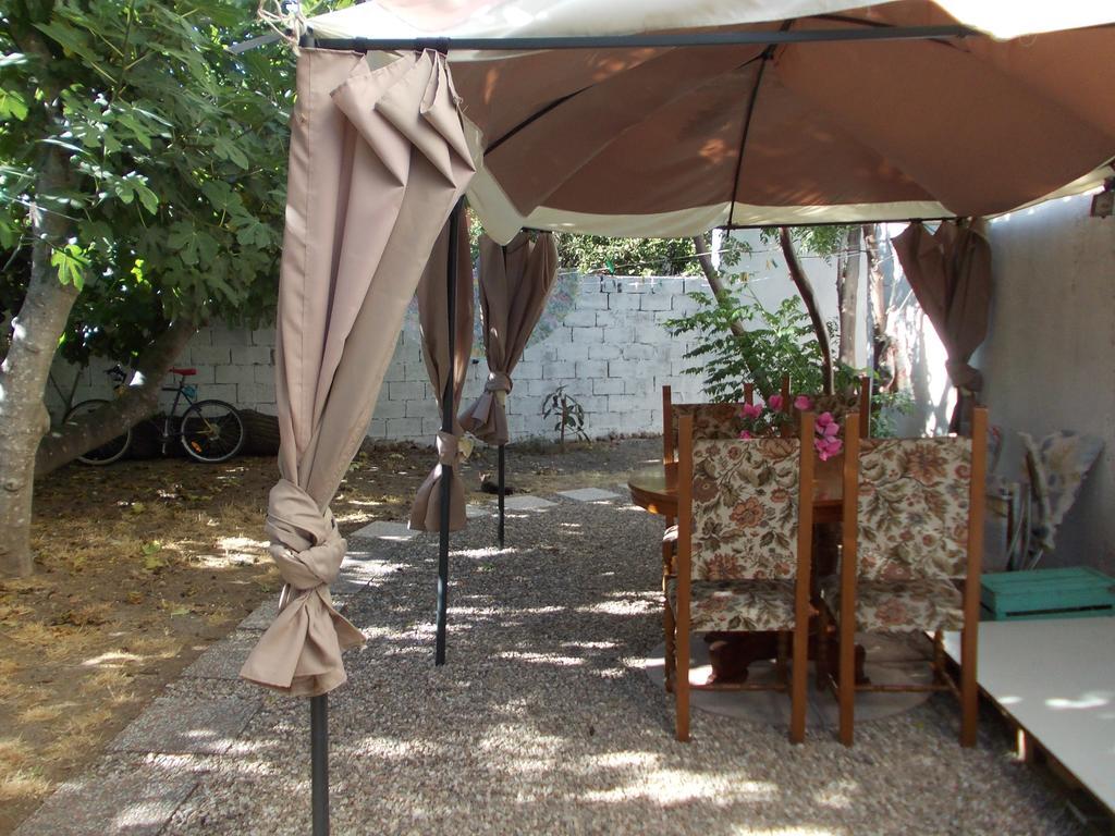 Sardinia Eco Vegan House Bed & Breakfast Zeddiani Exterior photo